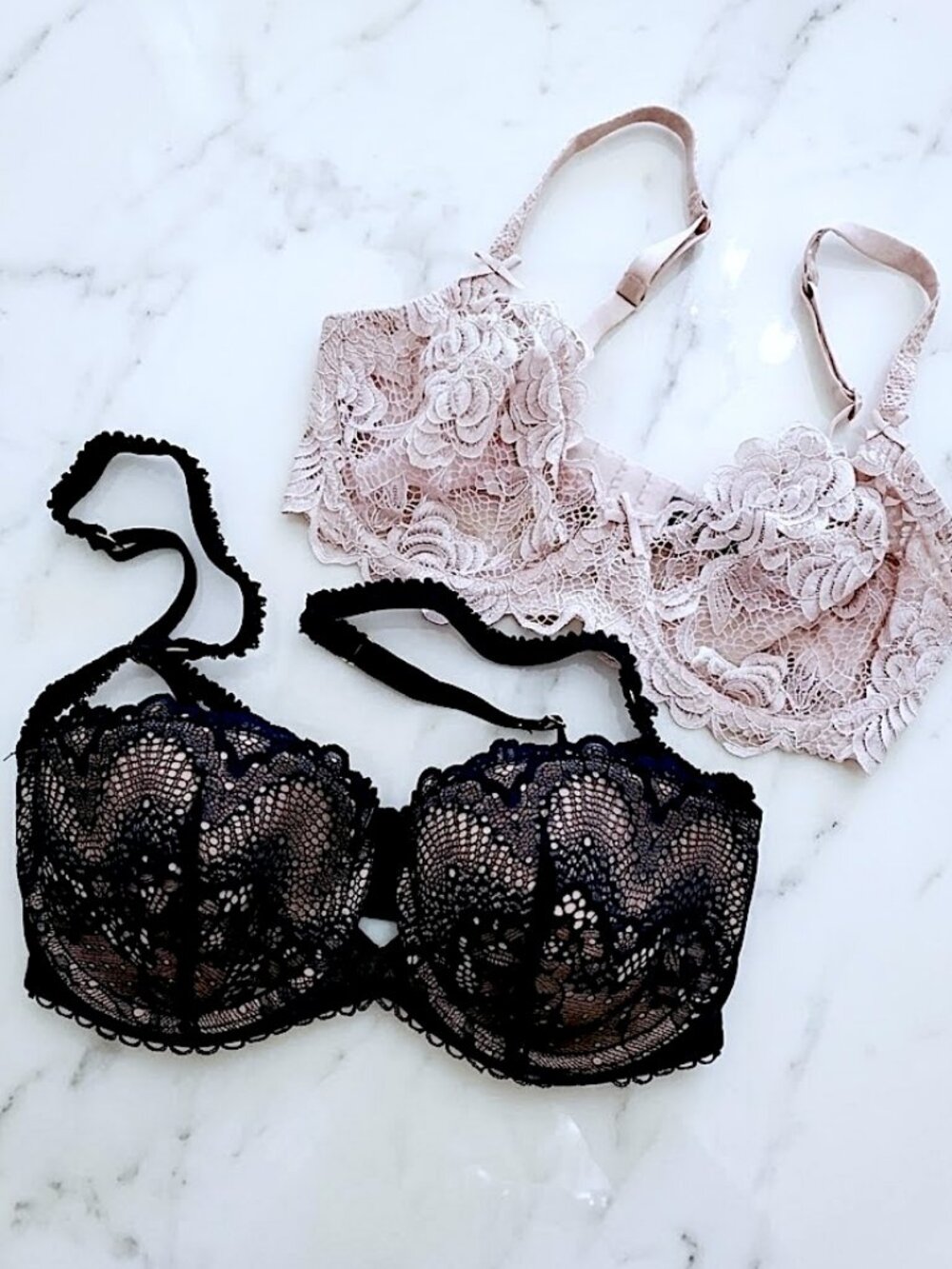 Adore Me Lace Floral Sexy Romantic Underwire Bras Size 32DD Lot of Two